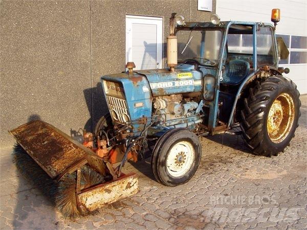 Ford 2000 Tractoare