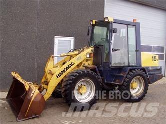 Hanomag 15F Incarcator pe pneuri
