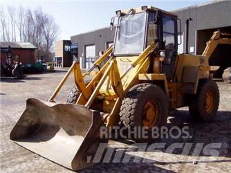 JCB 410 Incarcator pe pneuri
