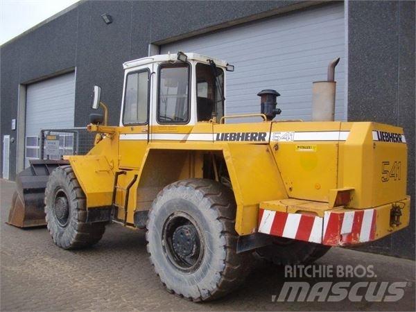 Liebherr 541 Incarcator pe pneuri