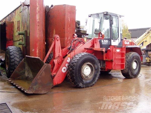 O&K L25C Incarcator pe pneuri