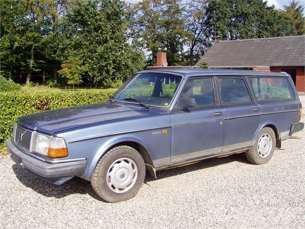 Volvo 240GL Masini