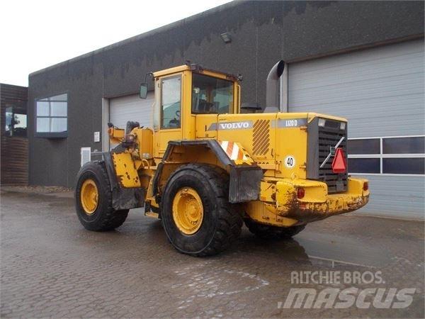 Volvo L120D Incarcator pe pneuri