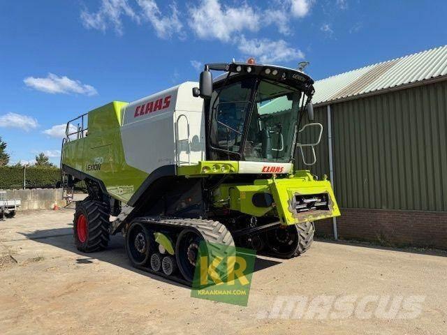 CLAAS LEXION 750 Combine de secerat