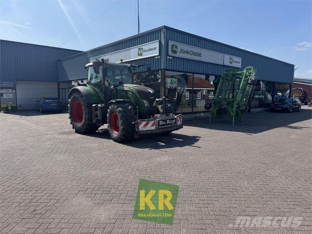 Fendt 720 Vario Tractoare
