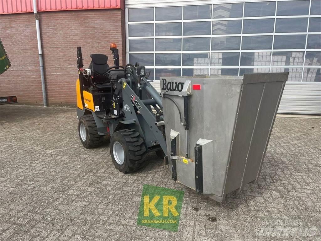 GiANT D332 Încarcatoare frontale