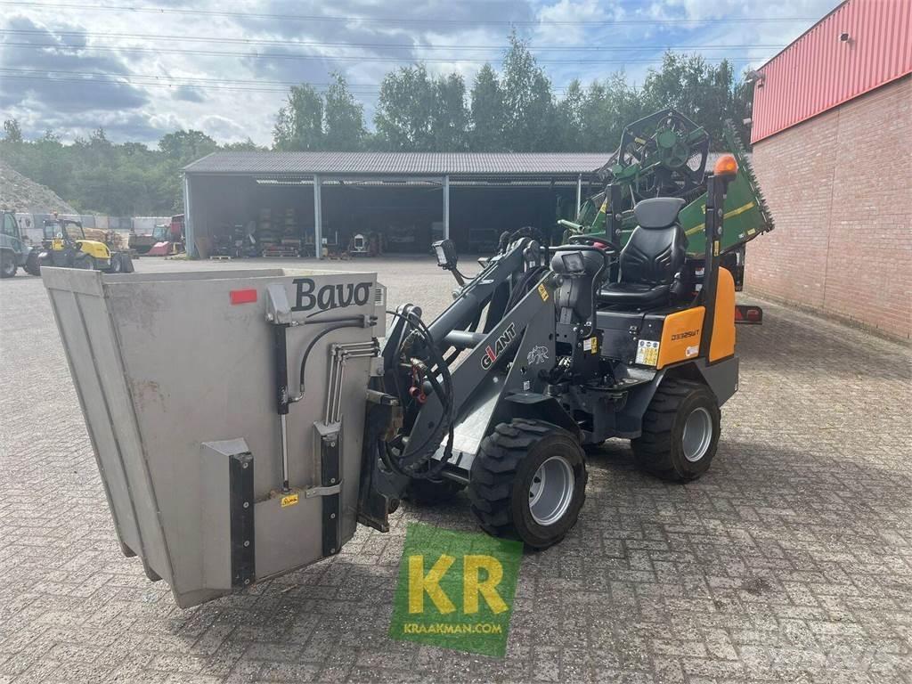 GiANT D332 Încarcatoare frontale