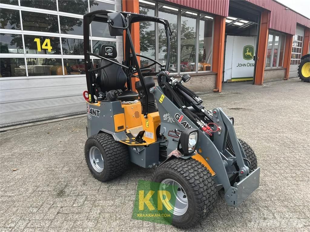 GiANT G1200 Încarcatoare frontale
