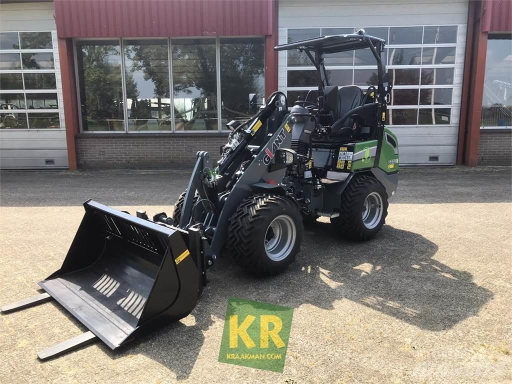 GiANT G2200E Încarcatoare frontale