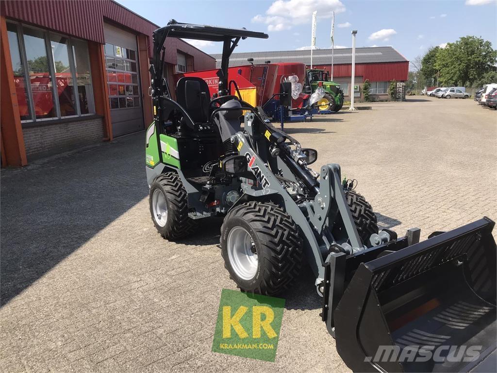 GiANT G2200E Încarcatoare frontale