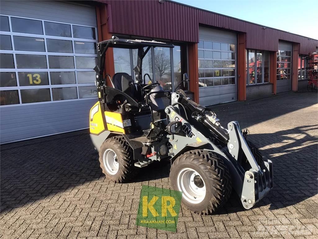 GiANT G2200E Încarcatoare frontale