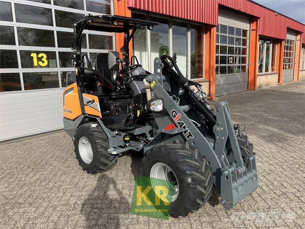 GiANT G2700 HD+ Încarcatoare frontale