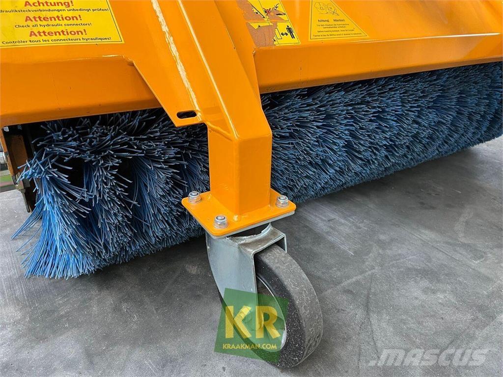 GiANT Veegmachine Maturatori