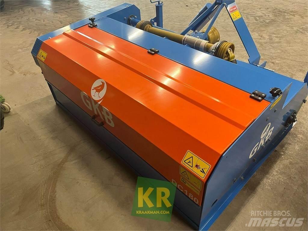  GKB Deep Clean Utilaje întreţinere terenuri - Altele