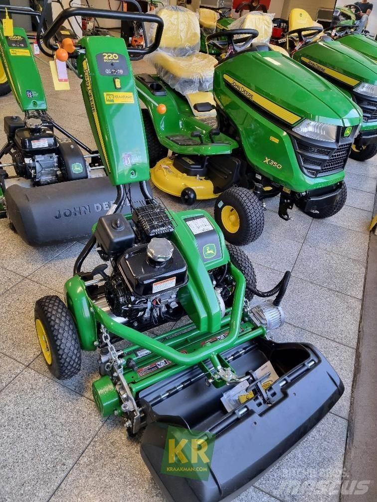 John Deere 220 Combine capete pentru culegatoare