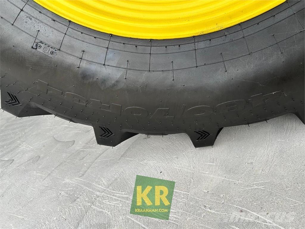 John Deere 5090M Tractoare