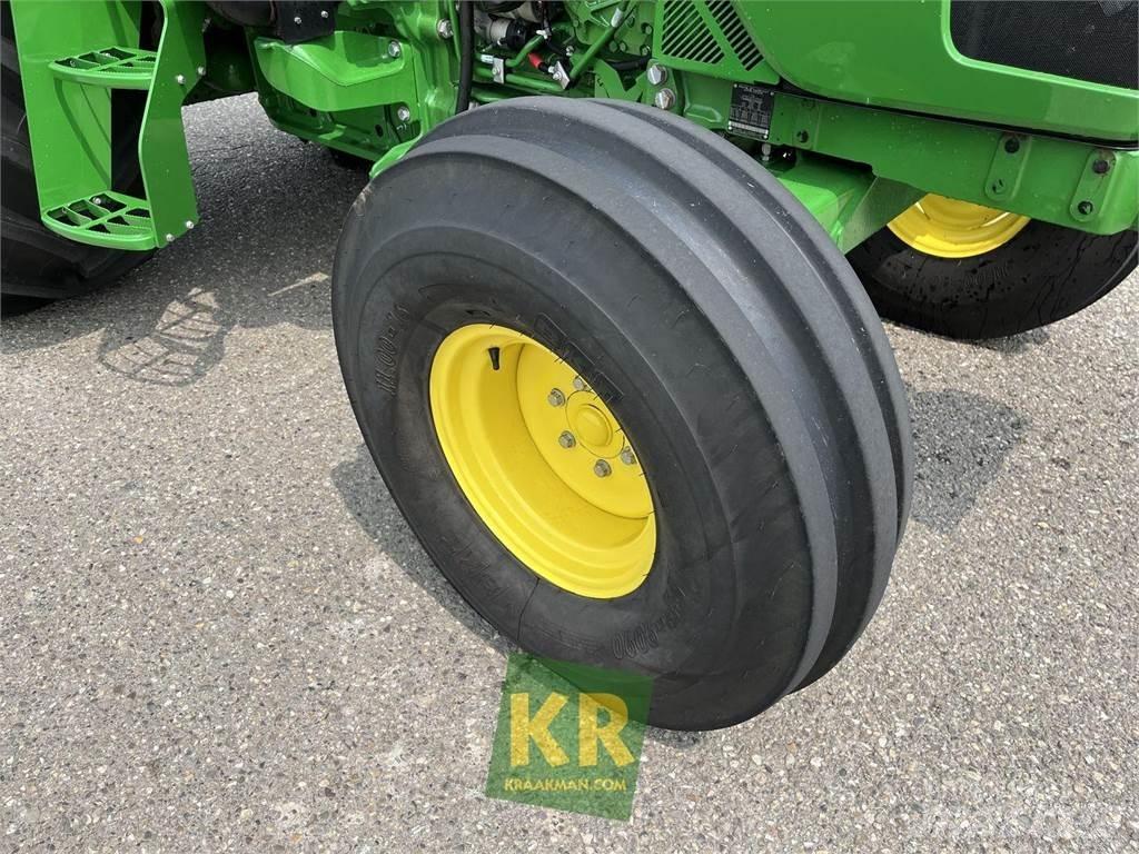 John Deere 5090M Tractoare