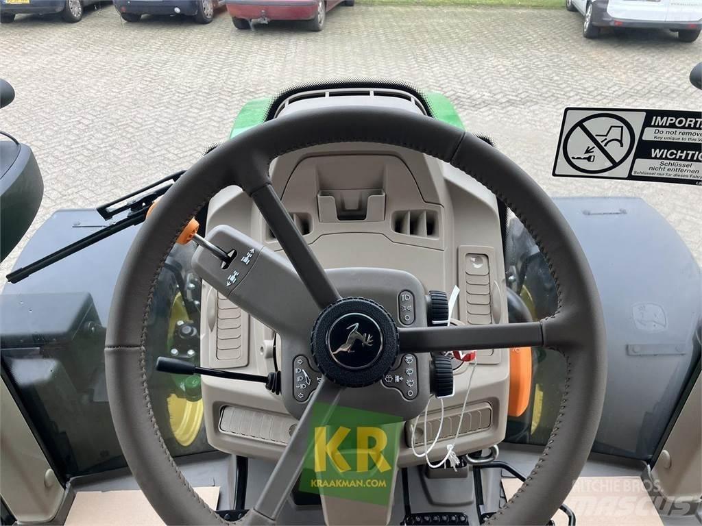 John Deere 6090M Tractoare