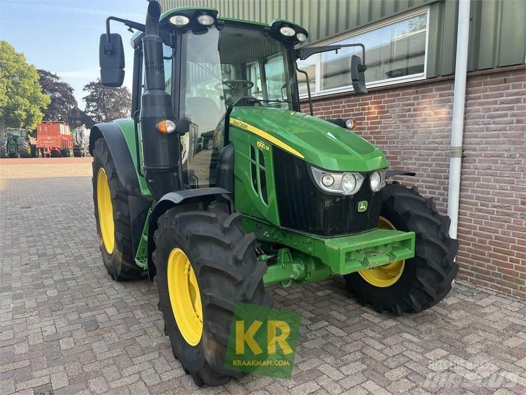 John Deere 6100M Tractoare