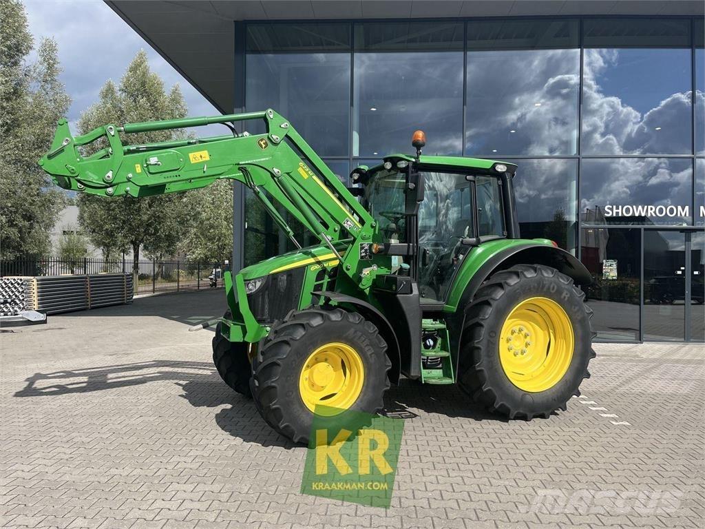John Deere 6100M Tractoare