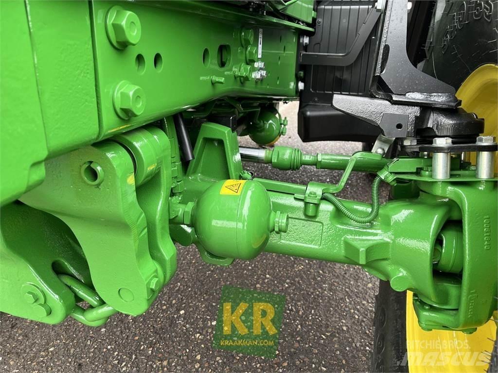 John Deere 6120M Tractoare