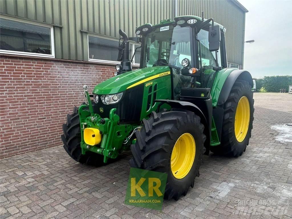 John Deere 6120M Tractoare