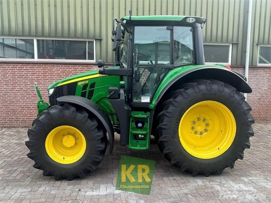 John Deere 6120M Tractoare