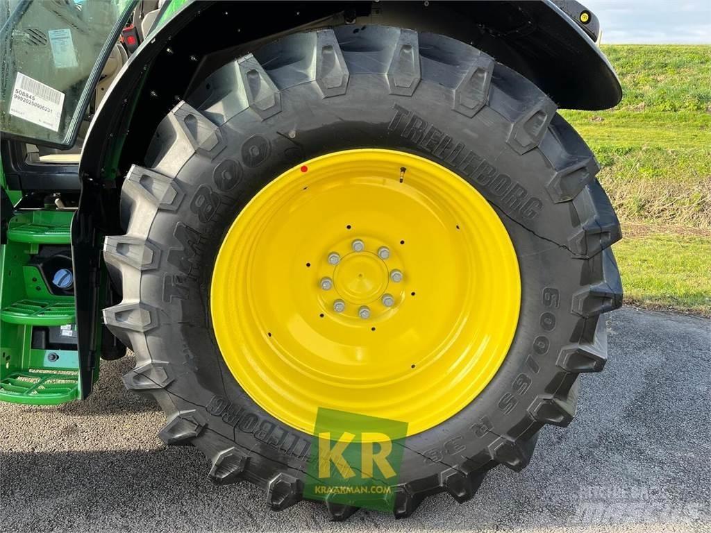 John Deere 6120M Tractoare