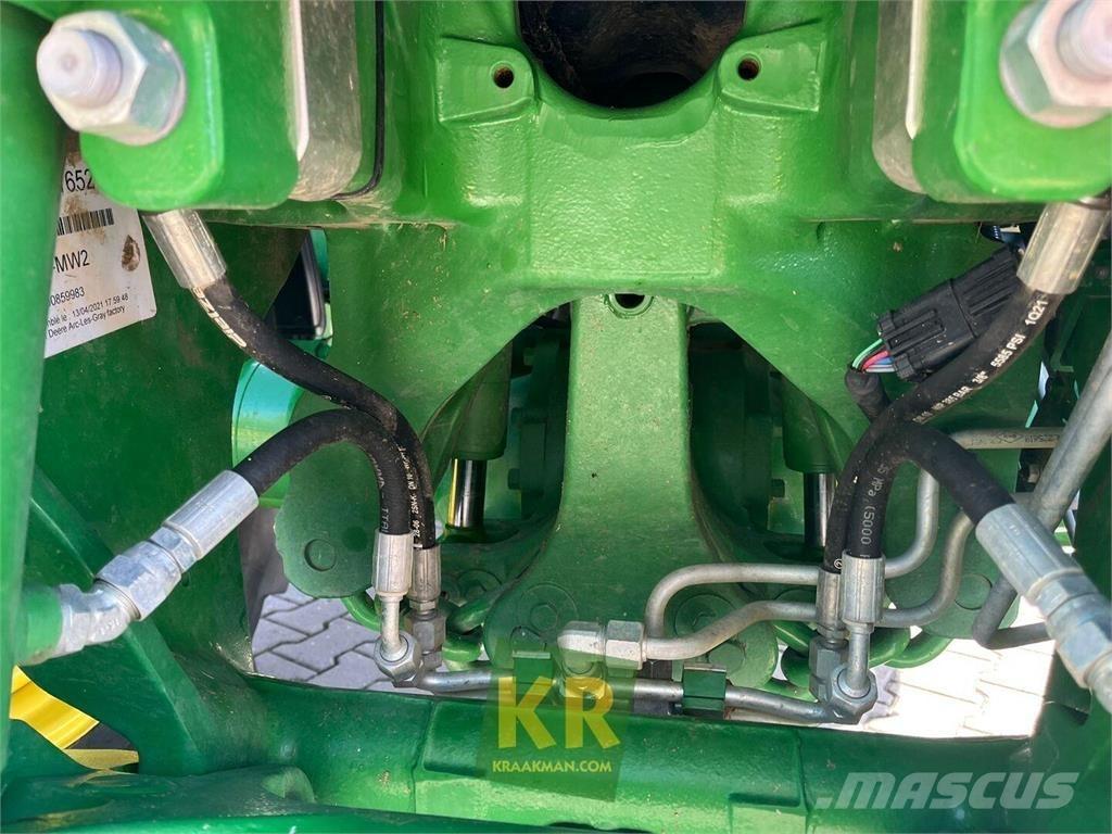 John Deere 6120M Tractoare