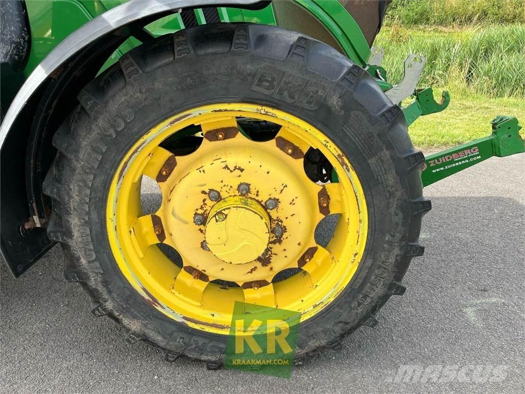 John Deere 6125M Tractoare