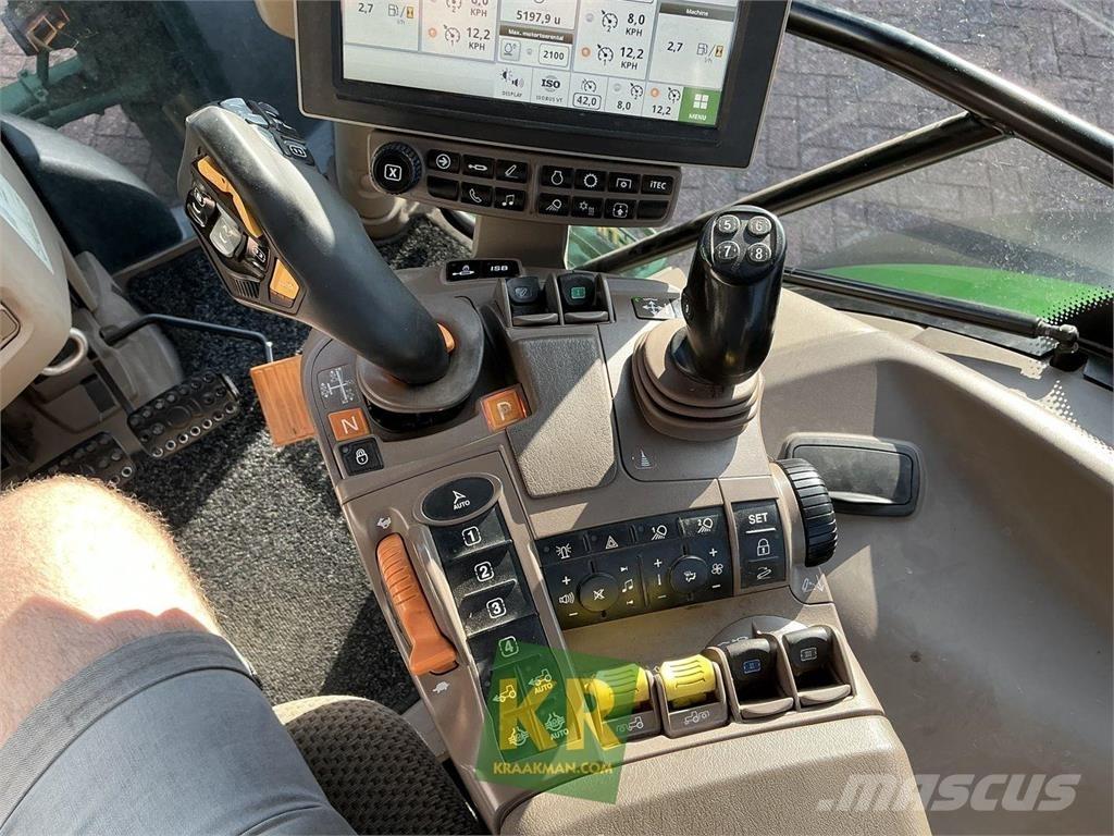 John Deere 6130R Tractoare