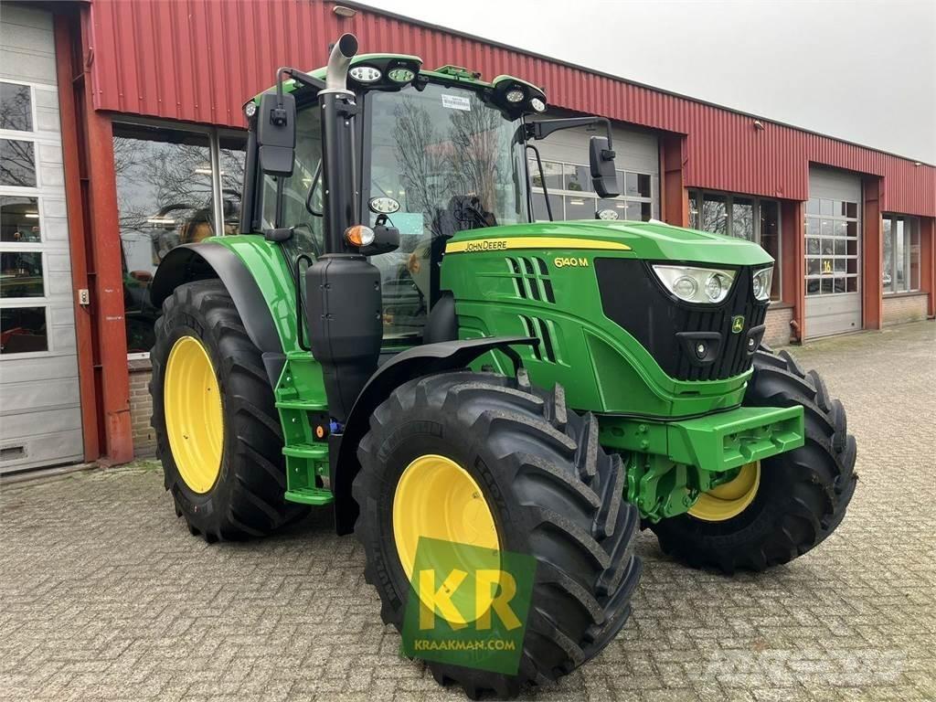 John Deere 6140M Tractoare