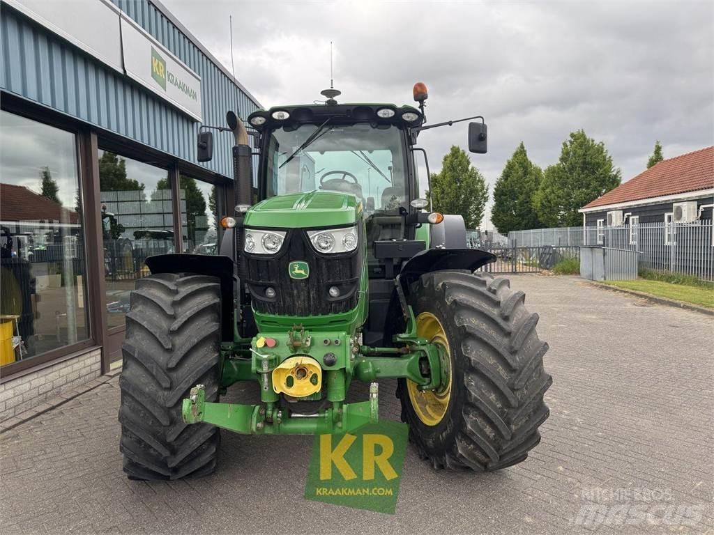John Deere 6150R Tractoare