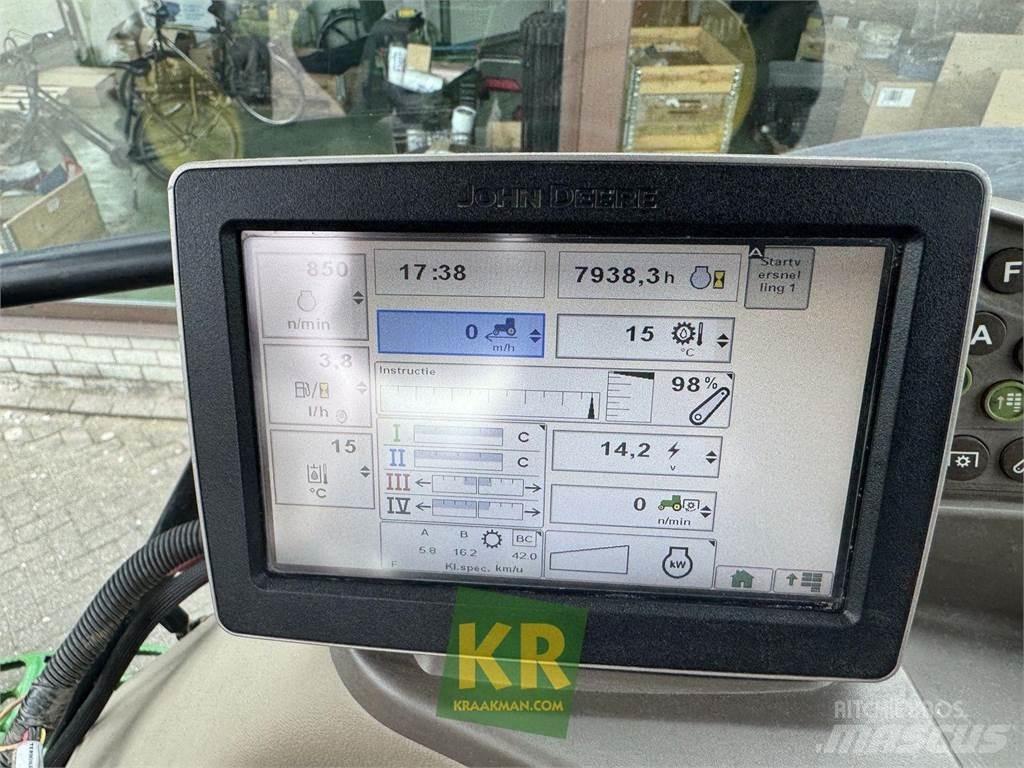 John Deere 6150R Tractoare