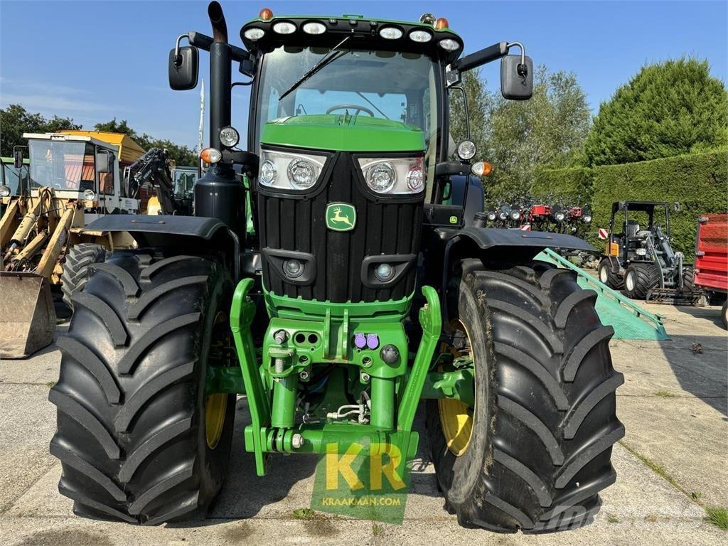 John Deere 6175R Tractoare