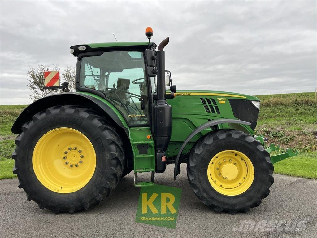 John Deere 6215R Tractoare