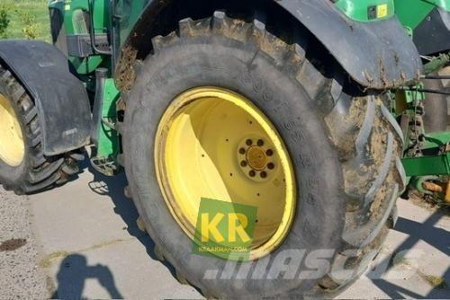 John Deere 6220 Tractoare
