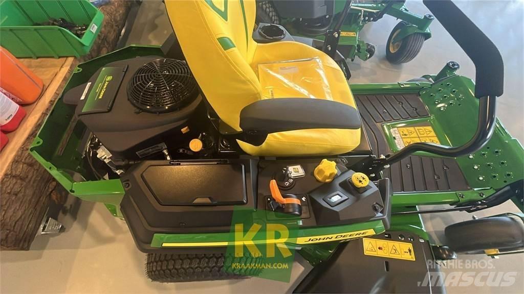 John Deere Z320R Utilaje agricole - Altele