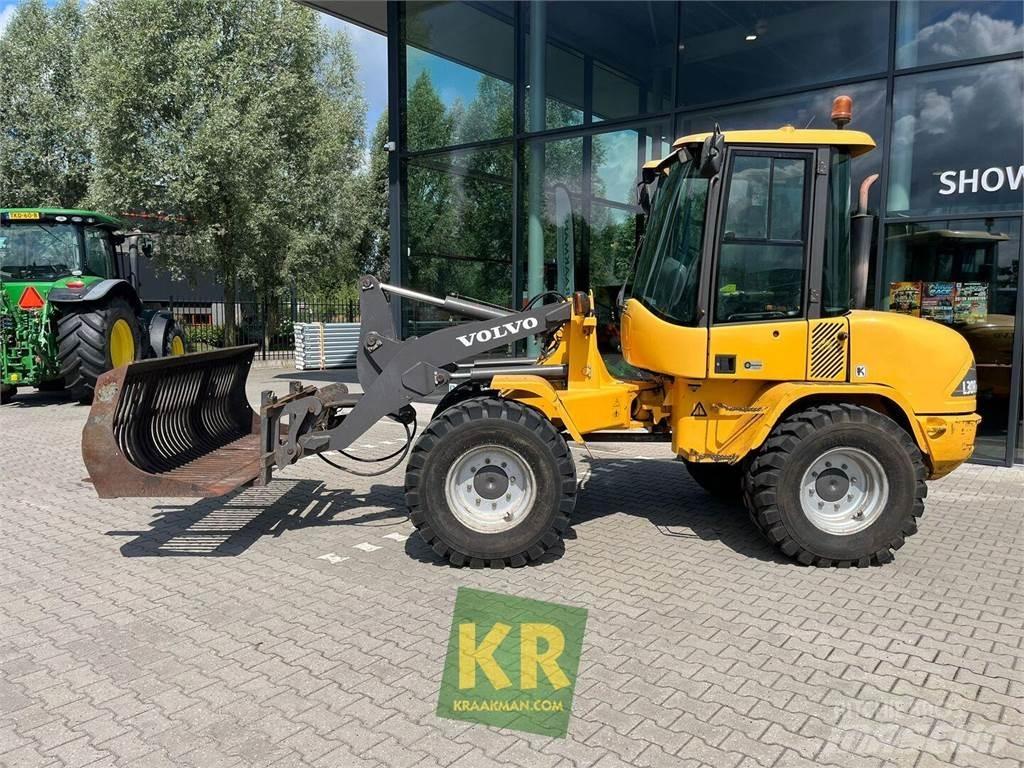 Volvo L30B Incarcator pe pneuri