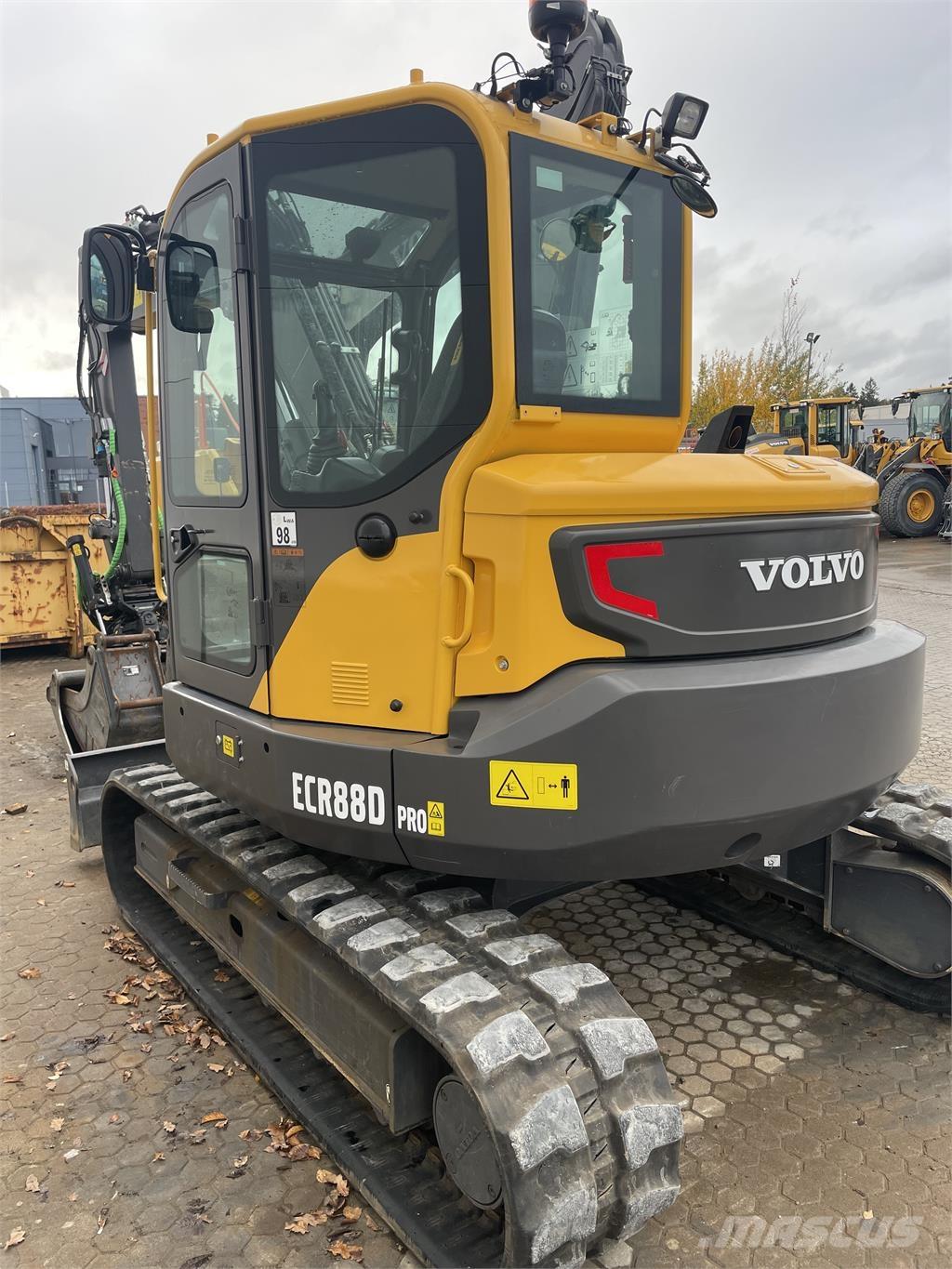  ECR88D Mini excavatoare < 7t