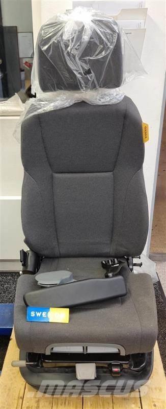 Volvo STOL Cabine si interior