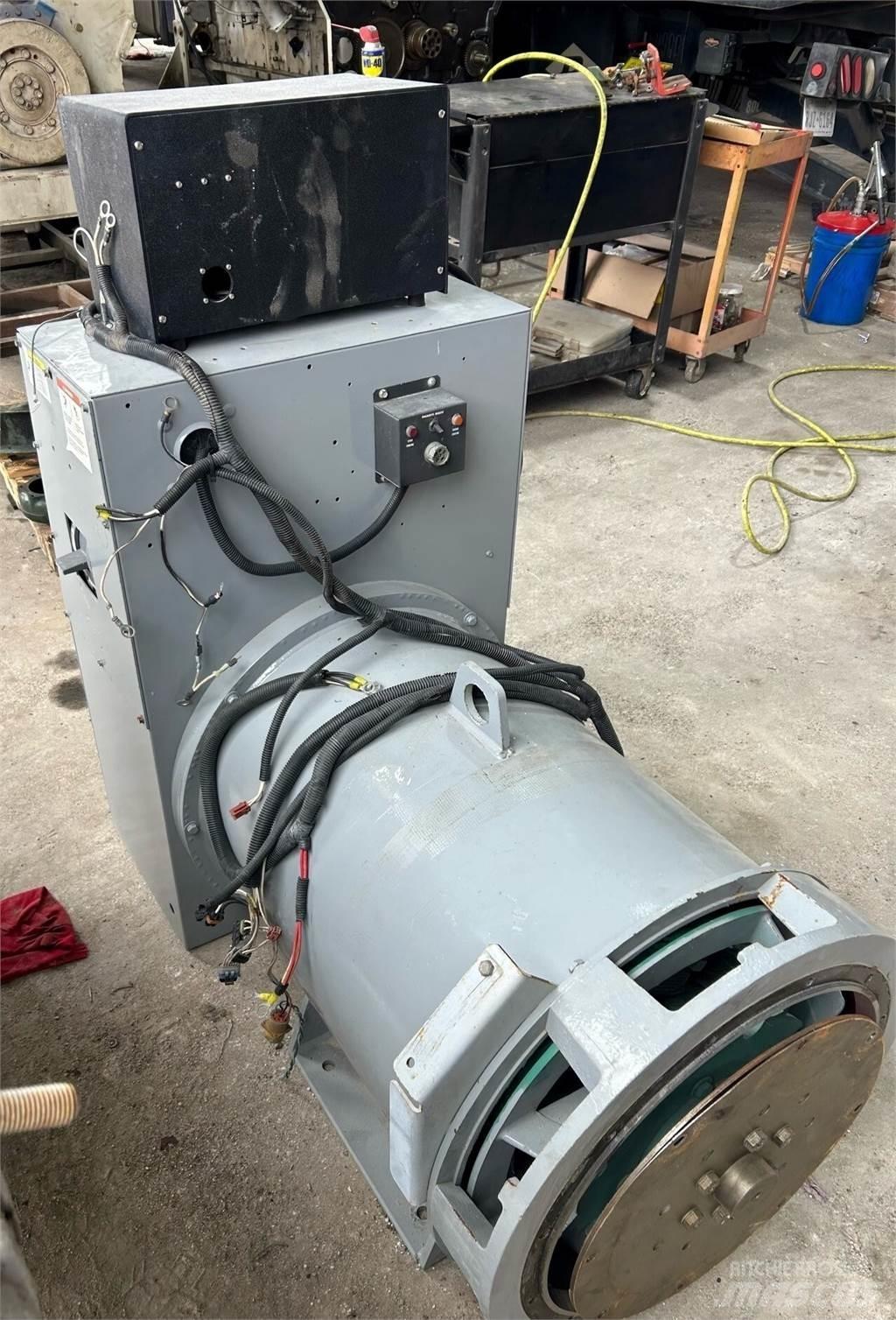 Marathon 350kW Alte generatoare