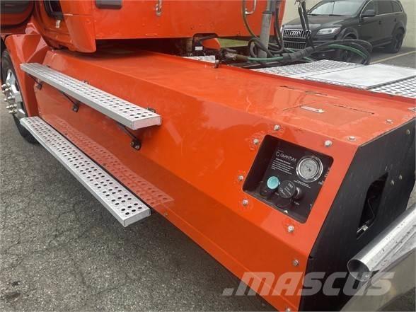 Kenworth T680 Autotractoare