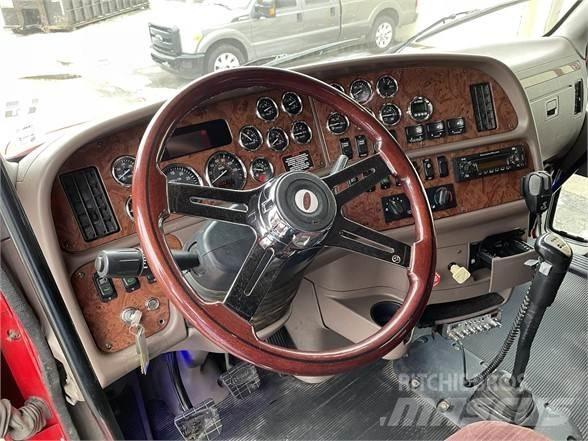 Peterbilt 587 Autotractoare