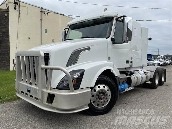 Volvo VNL64T630 Autotractoare
