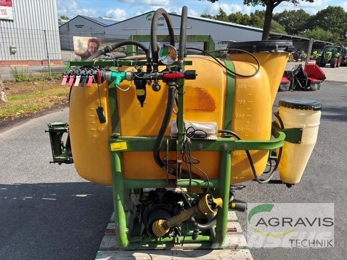 Amazone US 804 T Tractoare agricole sprayers