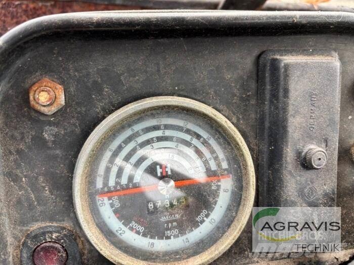 Case IH 844 S Tractoare