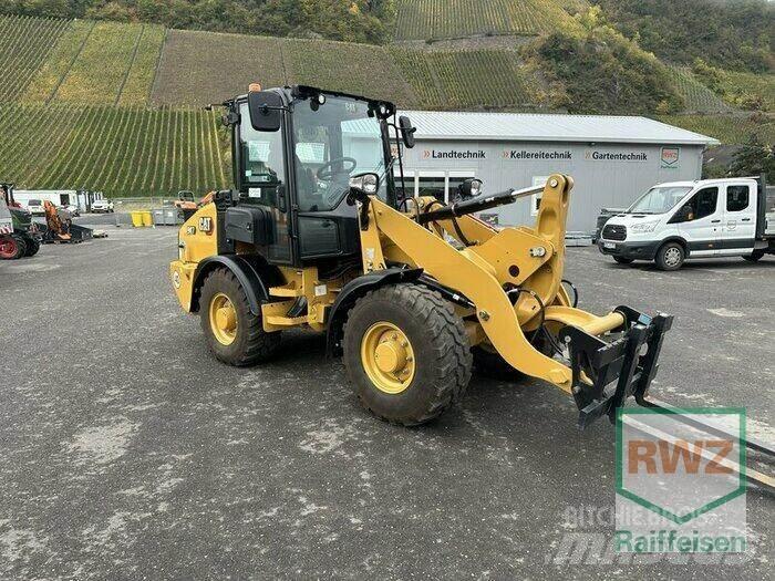 CAT 907 Incarcator pe pneuri