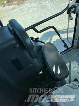 CLAAS ARES 557 ATZ Tractoare