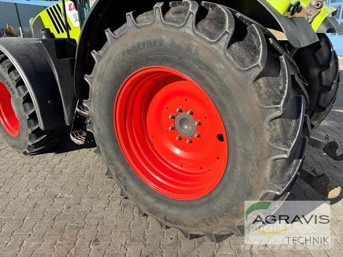 CLAAS ARION 550 CEBIS Tractoare